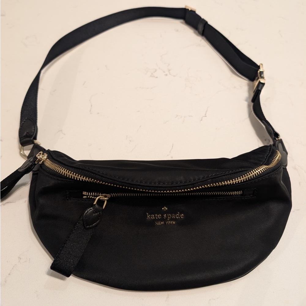 NWOT Kate Spade Black Chelsea belt bag